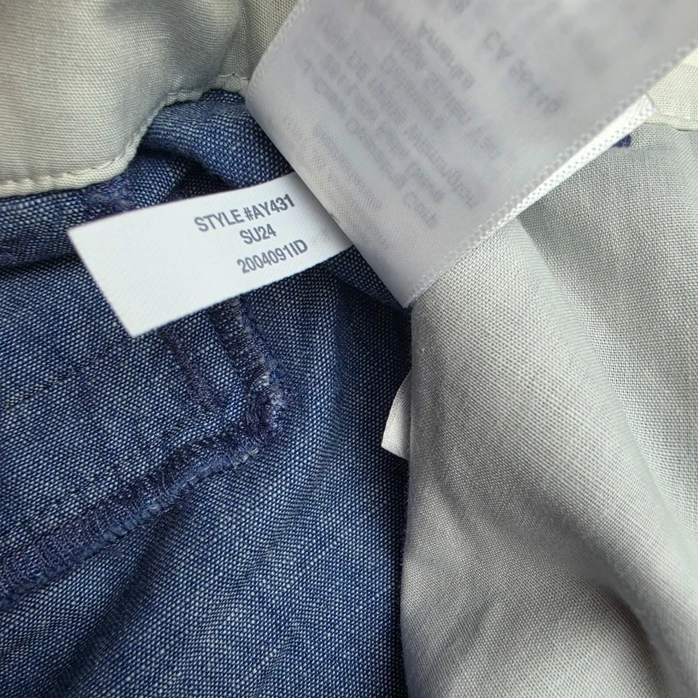 J. Crew Womens 5 Inch Classic Chambray Shorts Blue Cotton AY431 Size 6